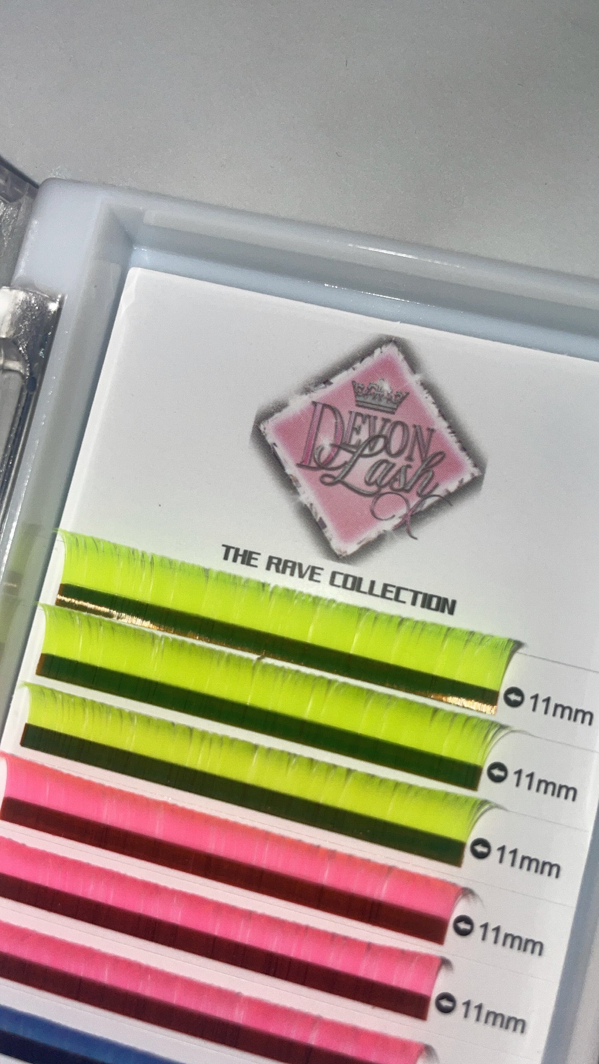 The rave collection bright tray